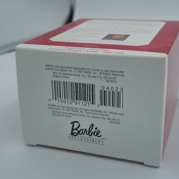 Vintage 1998 Hallmark Keepsake Holiday Barbie Ornament - Picture 3 of 6